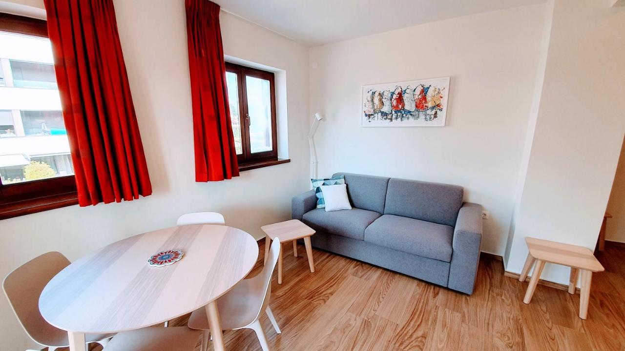 Luxury Apartment - Few Minutes From The Sea Porec Esterno foto